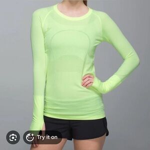 Lululemon athletica Swiftly Tech Long Sleeve Crew Shirt (waist length)